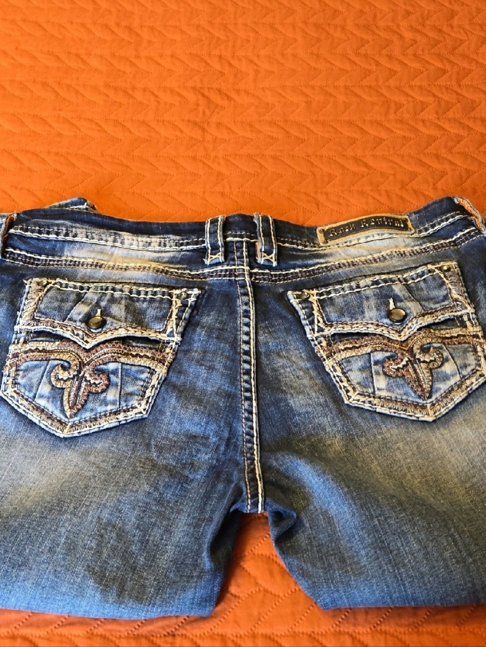 Rock Revival Cropped Jeans